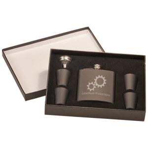 Flask Set with 4 shot glasses
