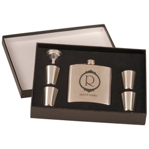 Flask Set with 4 shot glasses